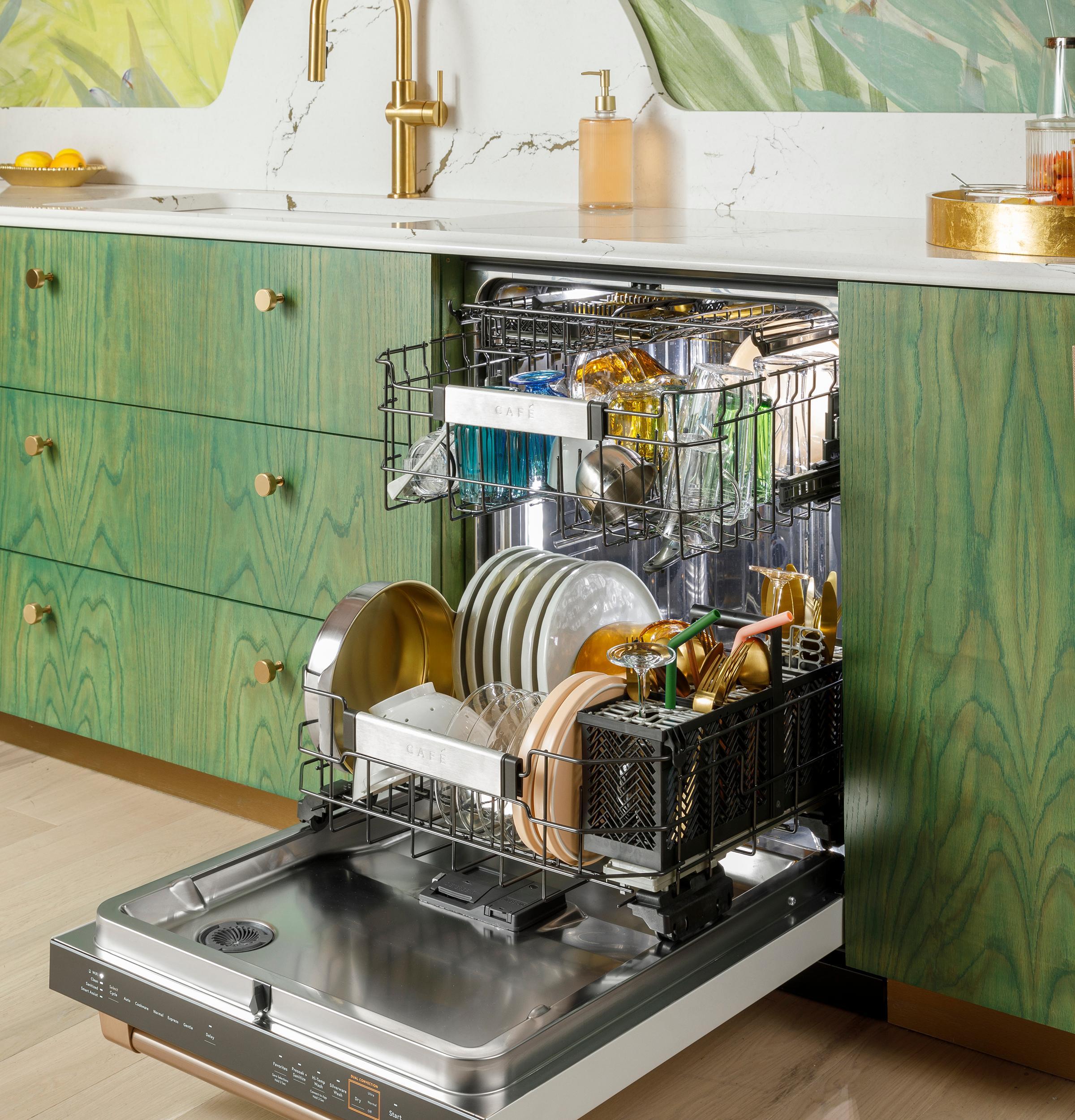Cafe CDP888M5VS5 Café™ Customfit Energy Star Stainless Interior Smart Dishwasher With Ultra Wash Top Rack And Dual Convection Ultra Dry, Led Lights, 39 Dba In Platinum Glass
