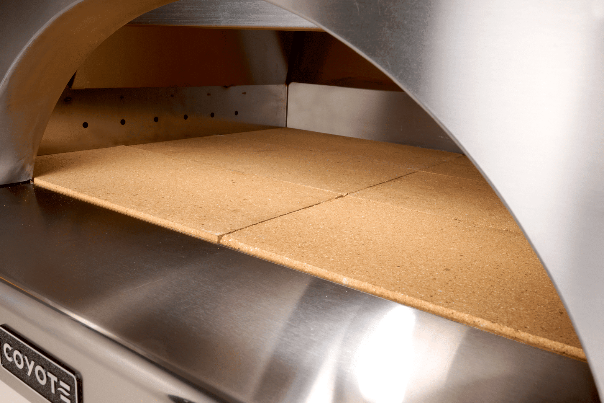 Coyote C1PZ30WC Wood-Fired Pizza Oven Copper
