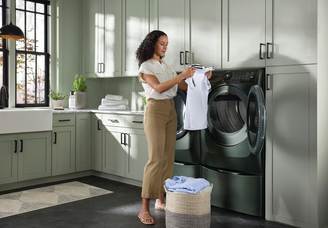 Electrolux ELFW7738AA Electrolux Front Load Perfect Steam™ Washer With Luxcare® Plus Wash And Smartboost® - 4.5 Cu. Ft.
