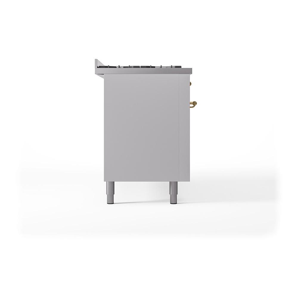 Ilve UN60FQNMPWHGLP Ilve Un60Fqnmpwhglp Nostalgie Ii Noblesse 60" Dual Fuel Range (9 Sealed Burners + Griddle, Liquid Propane, Solid Door, White, Brass)