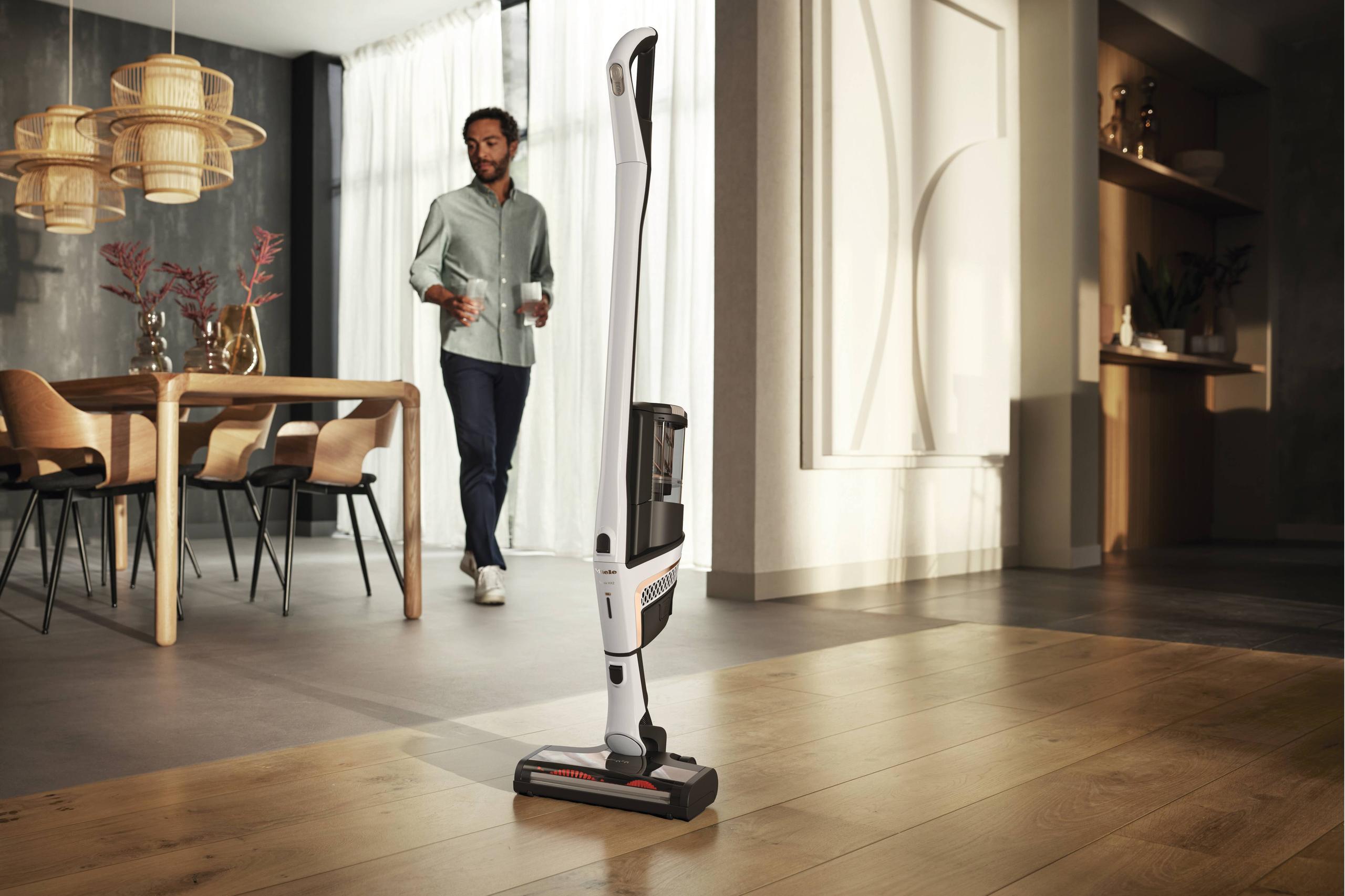 Miele TRIFLEX HX2 FLASH LOTUS WHITE Triflex Hx2 Flash - Cordless Stick Vacuum Cleaner Consistently High Suction Power 60 Min Runtime Versatile Cleaning By 3In1 Design
