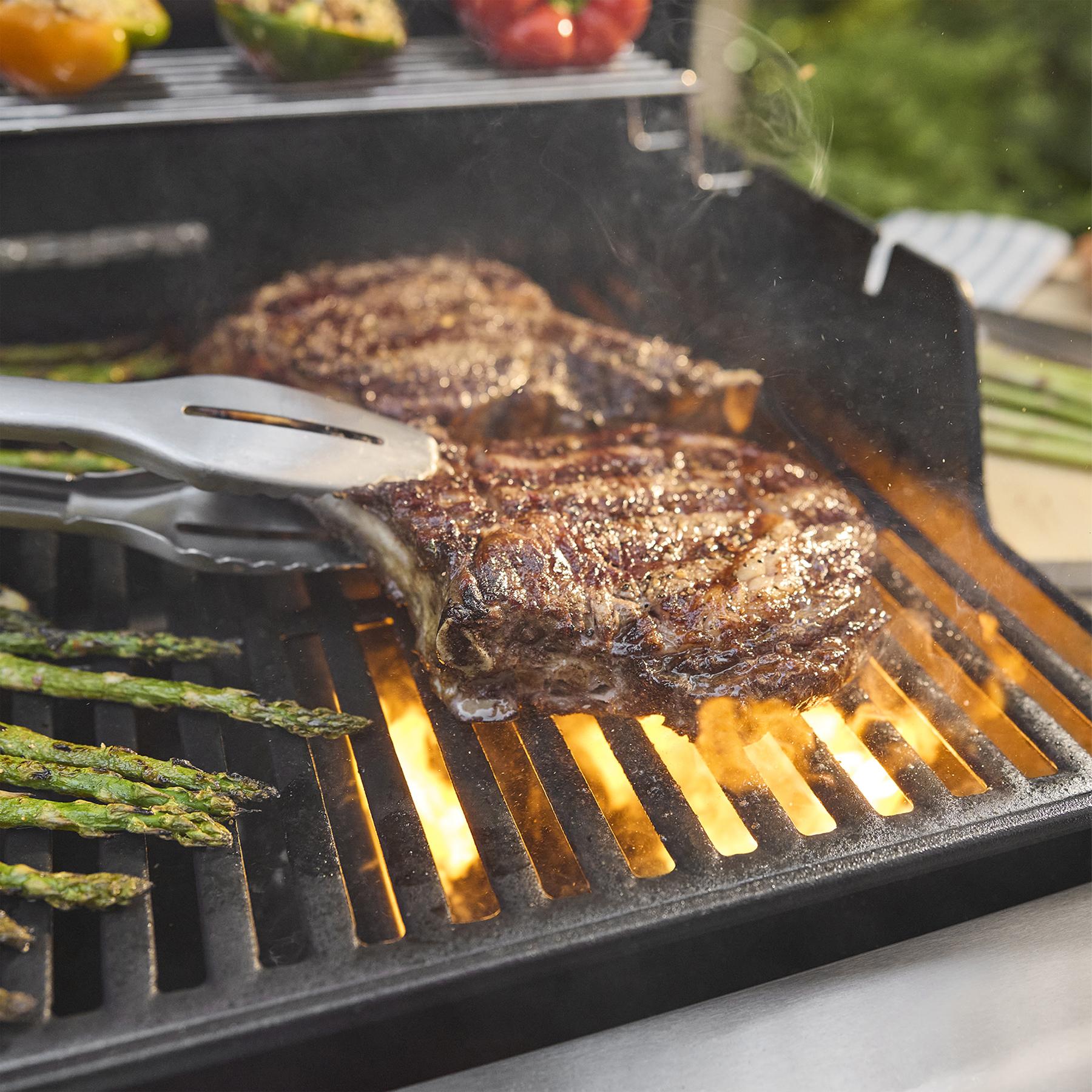Weber 1500790 Spirit® S-425 Gas Grill (Liquid Propane) - Stainless Steel