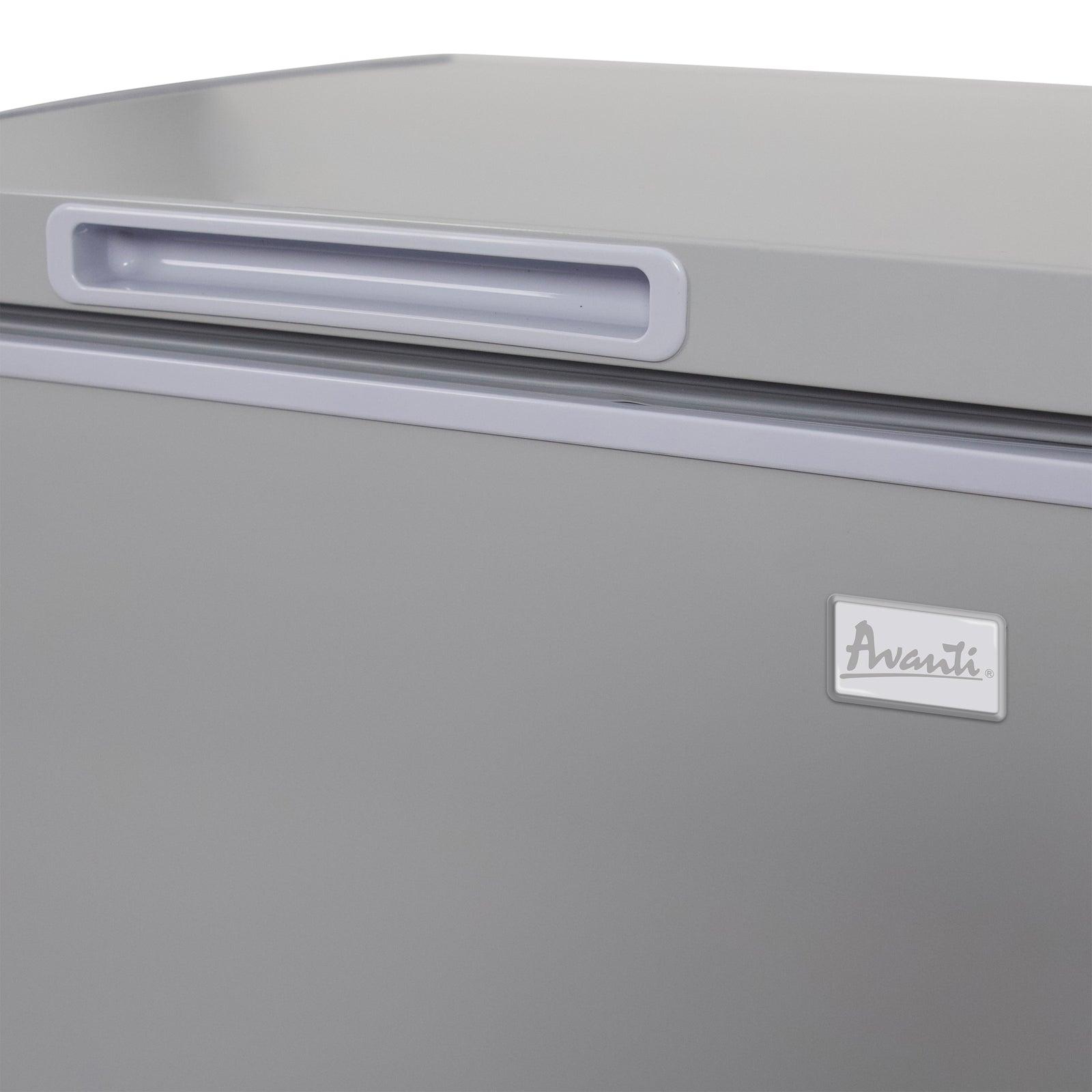 Avanti CF35F2G Avanti Garage Ready Chest Freezer - Platinum / 3.5 Cu. Ft.
