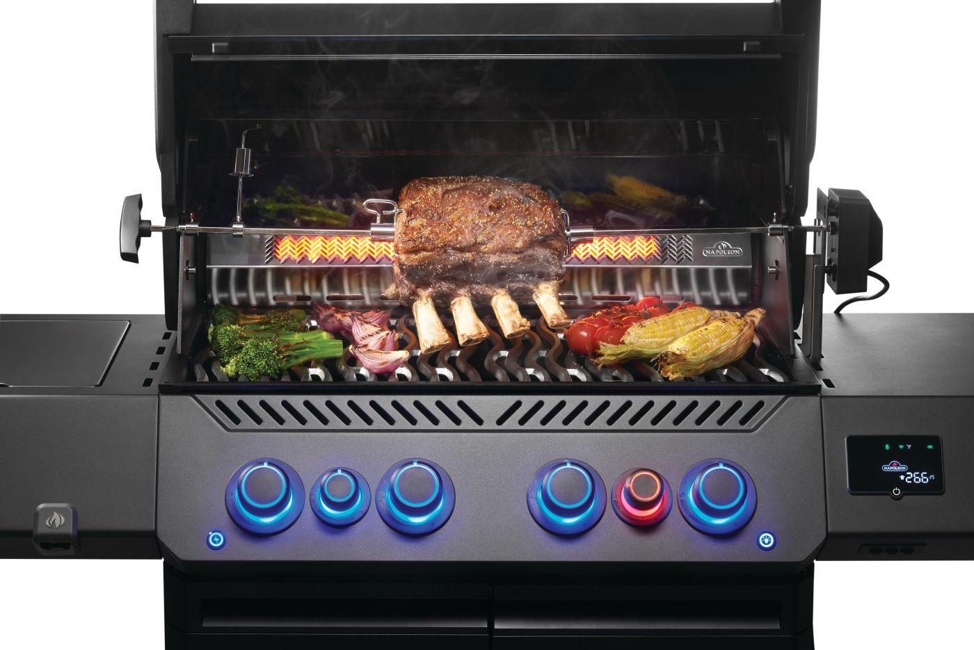 Napoleon Bbq P500VXRSIBNKPHM Phantom Prestige 500 Connected Rsib With Infrared Side And Rear Burner , Natural Gas, Matte/Matt Black