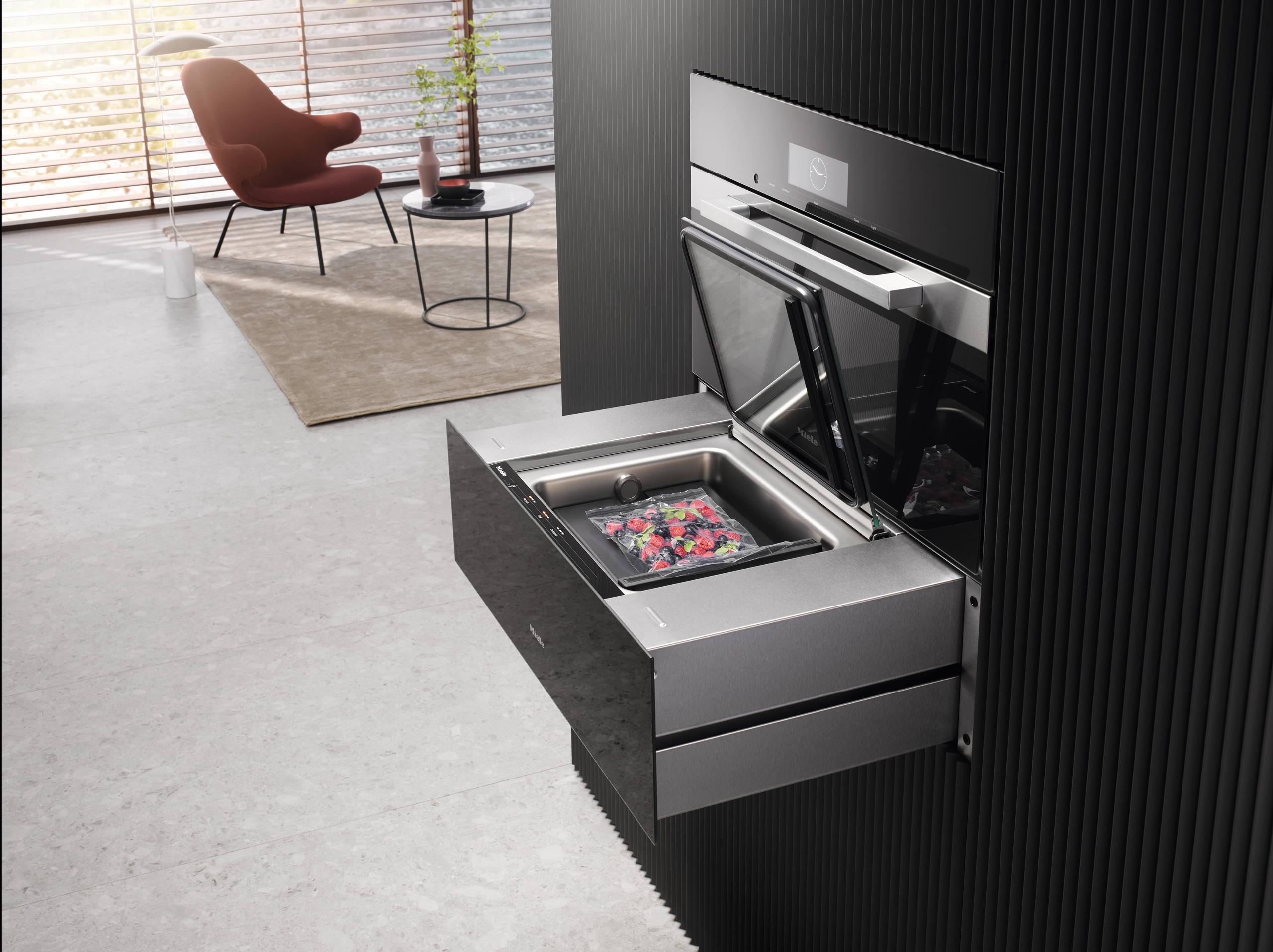 Miele EVS7670OB Evs 7670 - Handleless Vacuum Sealing Drawer, 30" Width And 9 3/16" Height For Professional Vacuum Sealing Of Food.