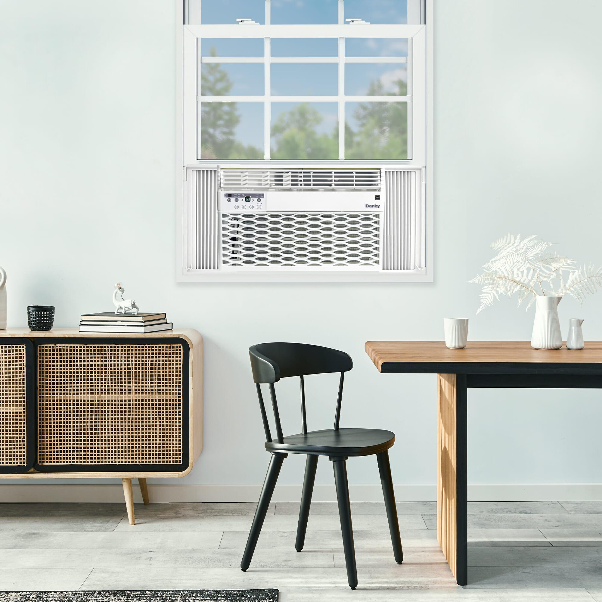 Danby DAC080EB6WDB Danby 8,000 Btu Window Ac In White