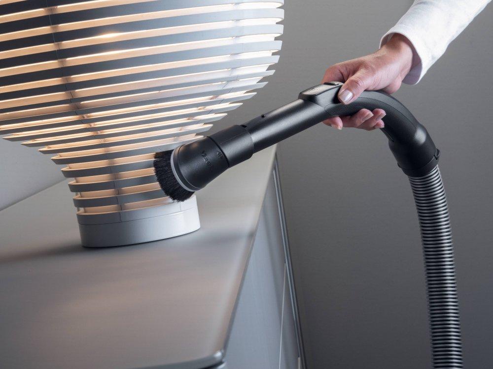 Miele SSP1011607230 Dusting Brush With Flexible Swivel Joint - For Gentle Cleaning Of High-Quality Floors.