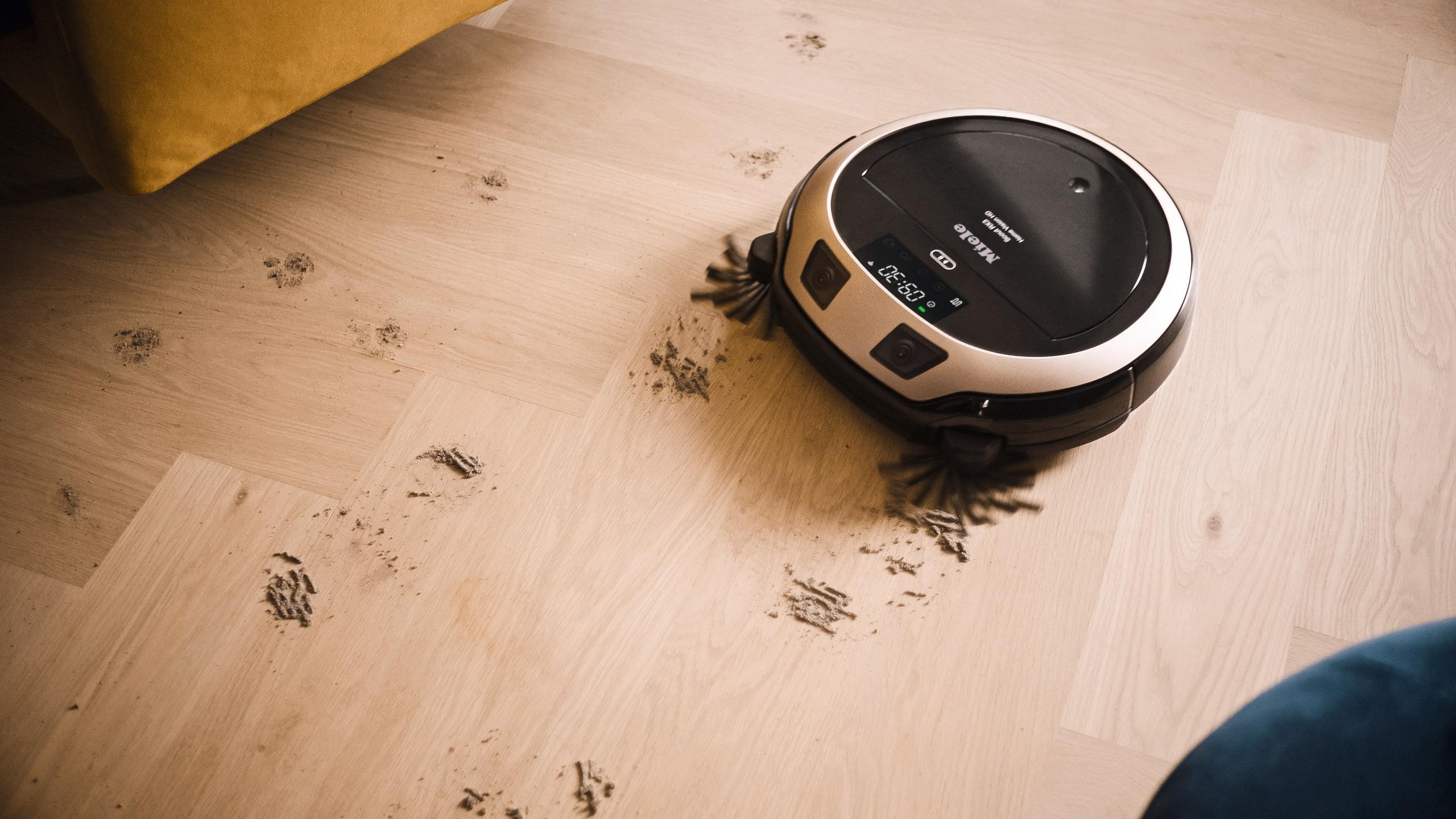 Miele SCOUT RX3 HOME VISION Scout Rx3 Home Vision - Robot Vacuum Cleaner With Live Image Feed And 170 Minutes' Runtime.
