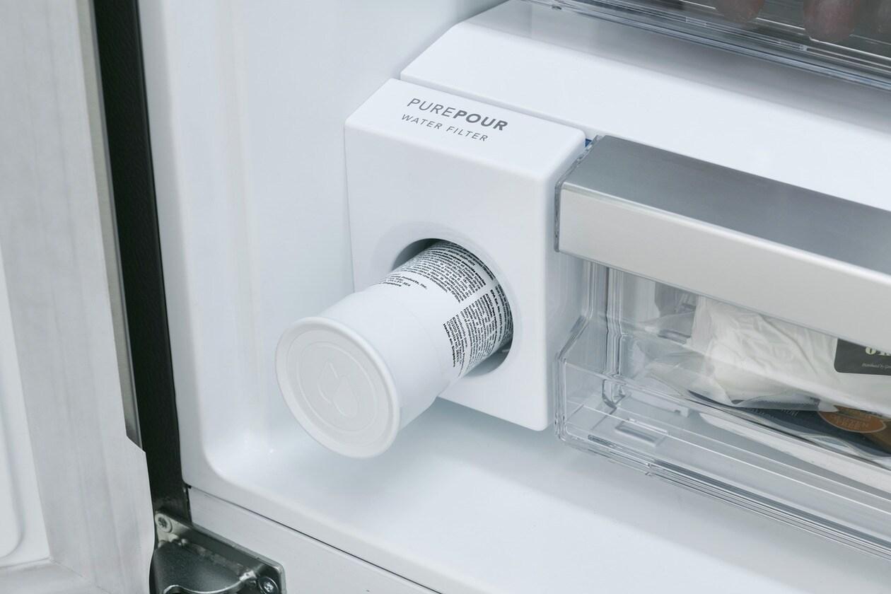 Frigidaire GRBN2012AF Frigidaire Gallery 20.3 Cu. Ft. Standard-Depth Bottom Freezer Refrigerator