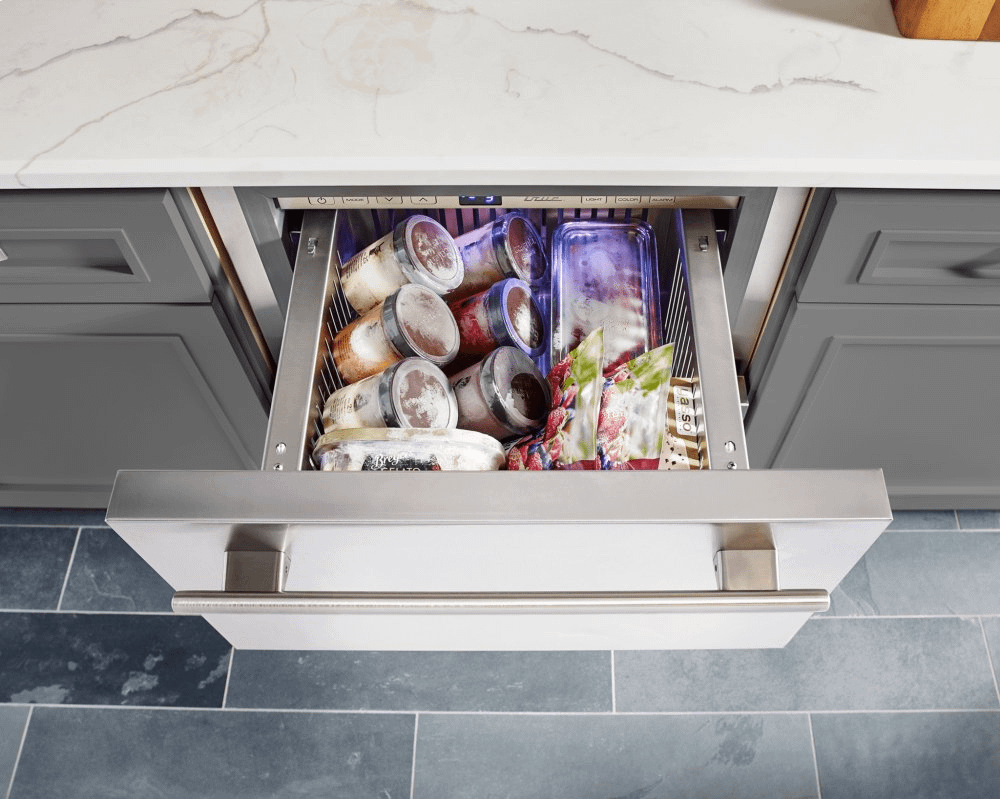 True Residential TUF24DSSC 24 Inch Solid Stainless Door Undercounter Freezer Drawer