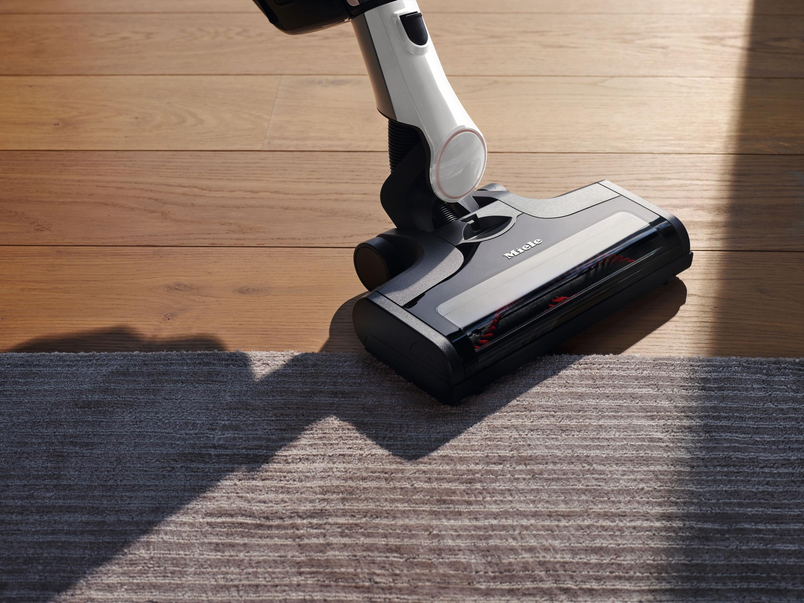 Miele TRIFLEXHX2LW Triflex Hx2 Lotus White - Cordless Stick Vacuum Cleaner Consistently High Suction Power 60 Min Runtime Versatile Cleaning By 3In1 Design
