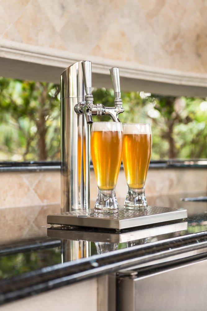 True Residential TUR15BDLSSC 15 Inch Single Tap Solid Stainless Door Left Hinge Undercounter Beverage Dispenser
