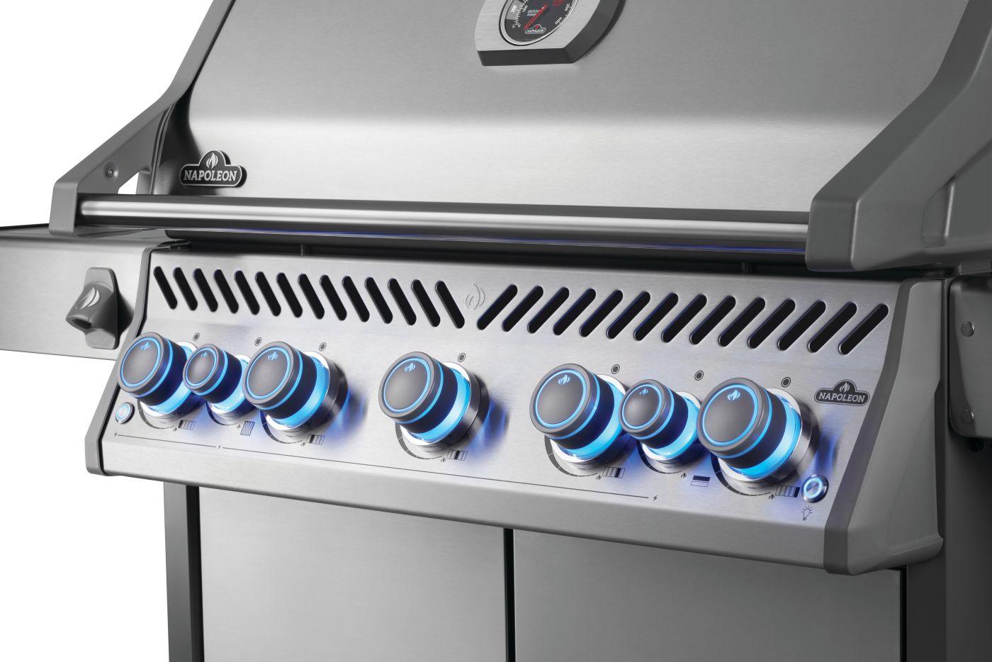 Napoleon Bbq RPS625RSIBPSS2 Rogue Pro-S 625 Rsib With Infrared Side And Rear Burner , Propane, Stainless Steel