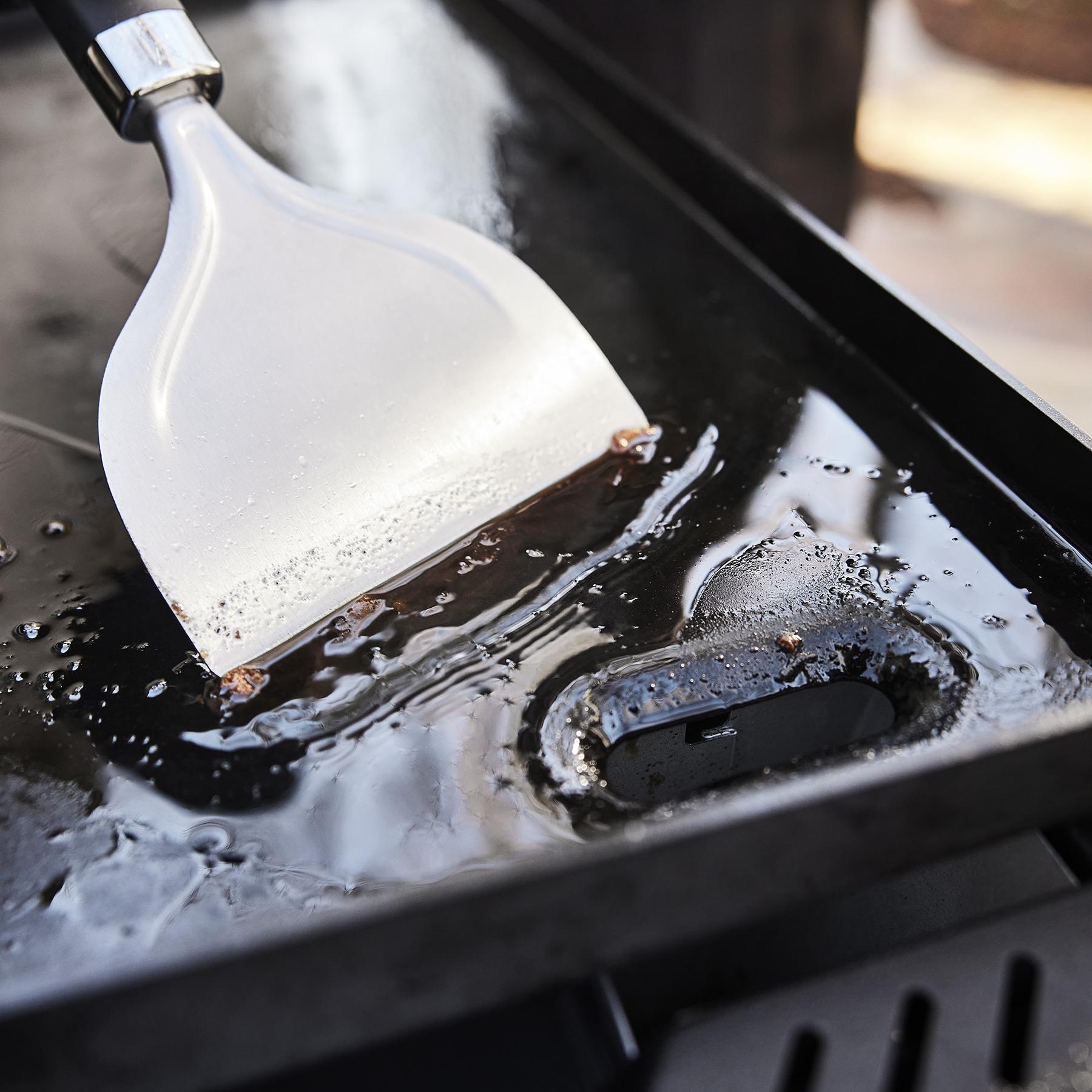 Weber 1501005 Weber® 28" Rust-Resistant Griddle - Black