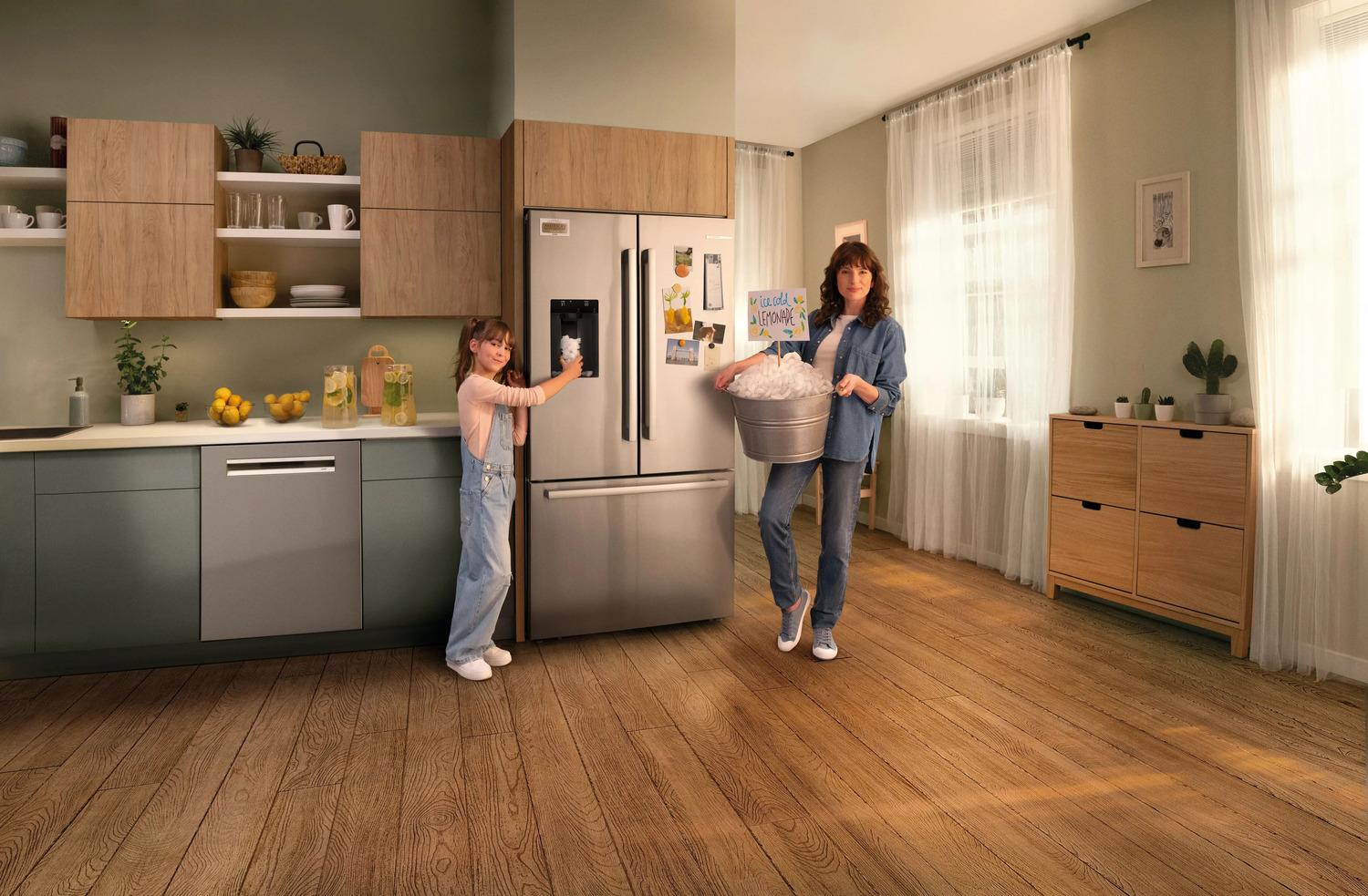 Bosch B36FD52SNS 500 Series French Door Bottom Mount Refrigerator 36