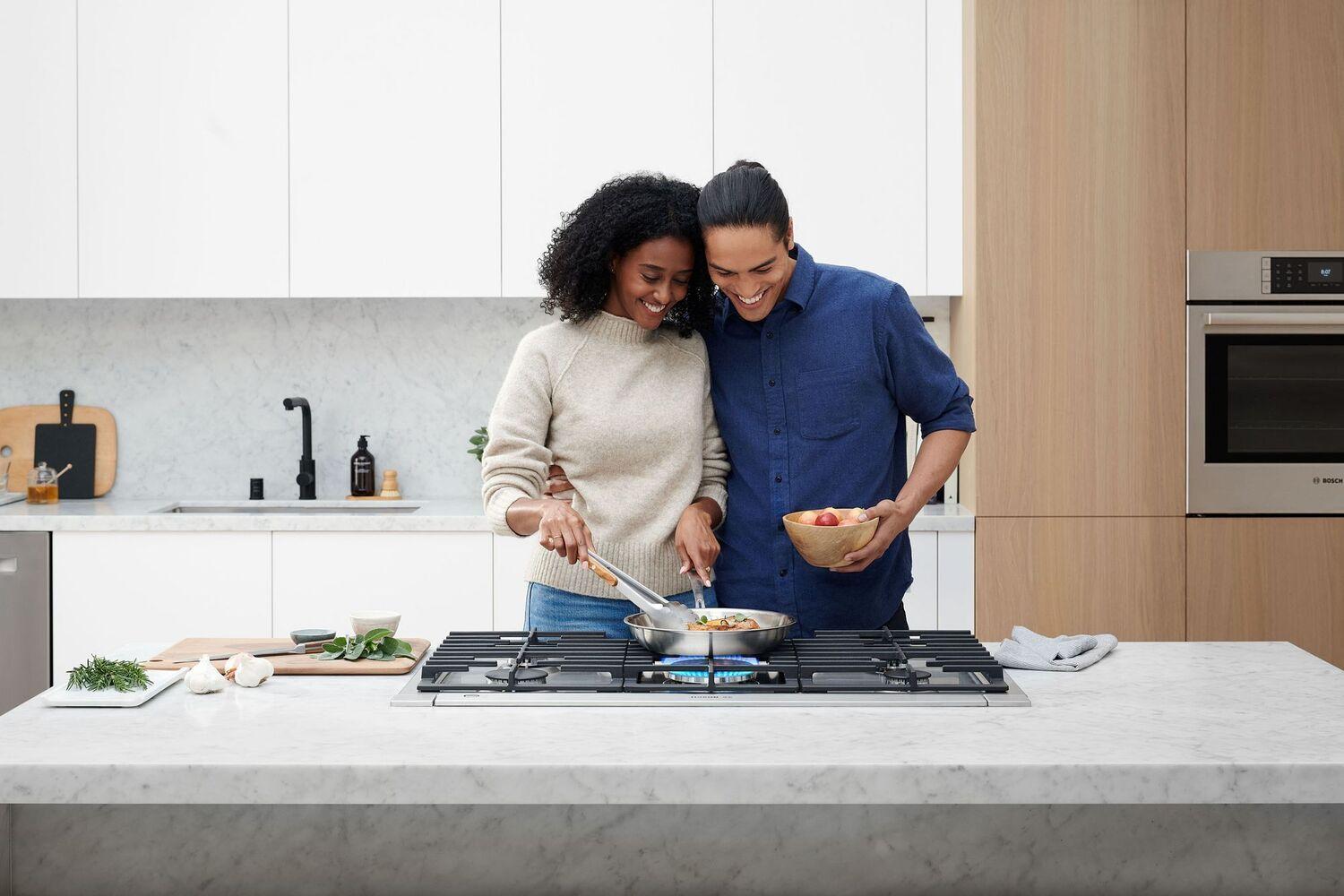 Bosch NGM8659UC 800 Series Gas Cooktop 36" Stainless Steel Ngm8659Uc