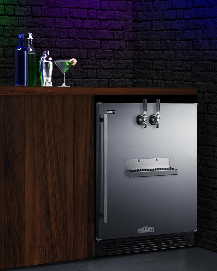 Summit SBC7BRSFRTPADA 24" Wide Front Tap Built-In Beer Kegerator, Ada-Compliant