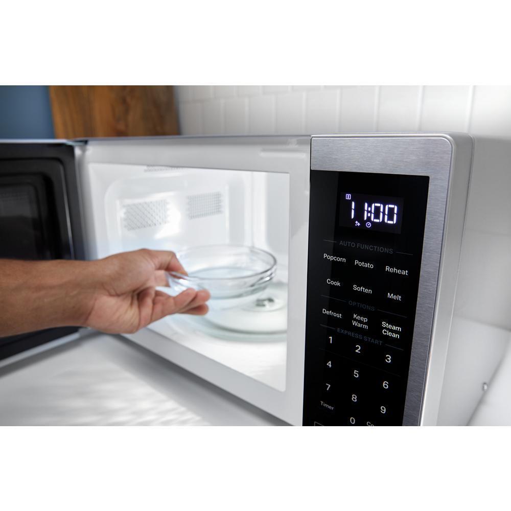 Whirlpool WMCS3018RW 0.7 Cu. Ft. White Countertop Microwave With Steam Clean - 700 Watt