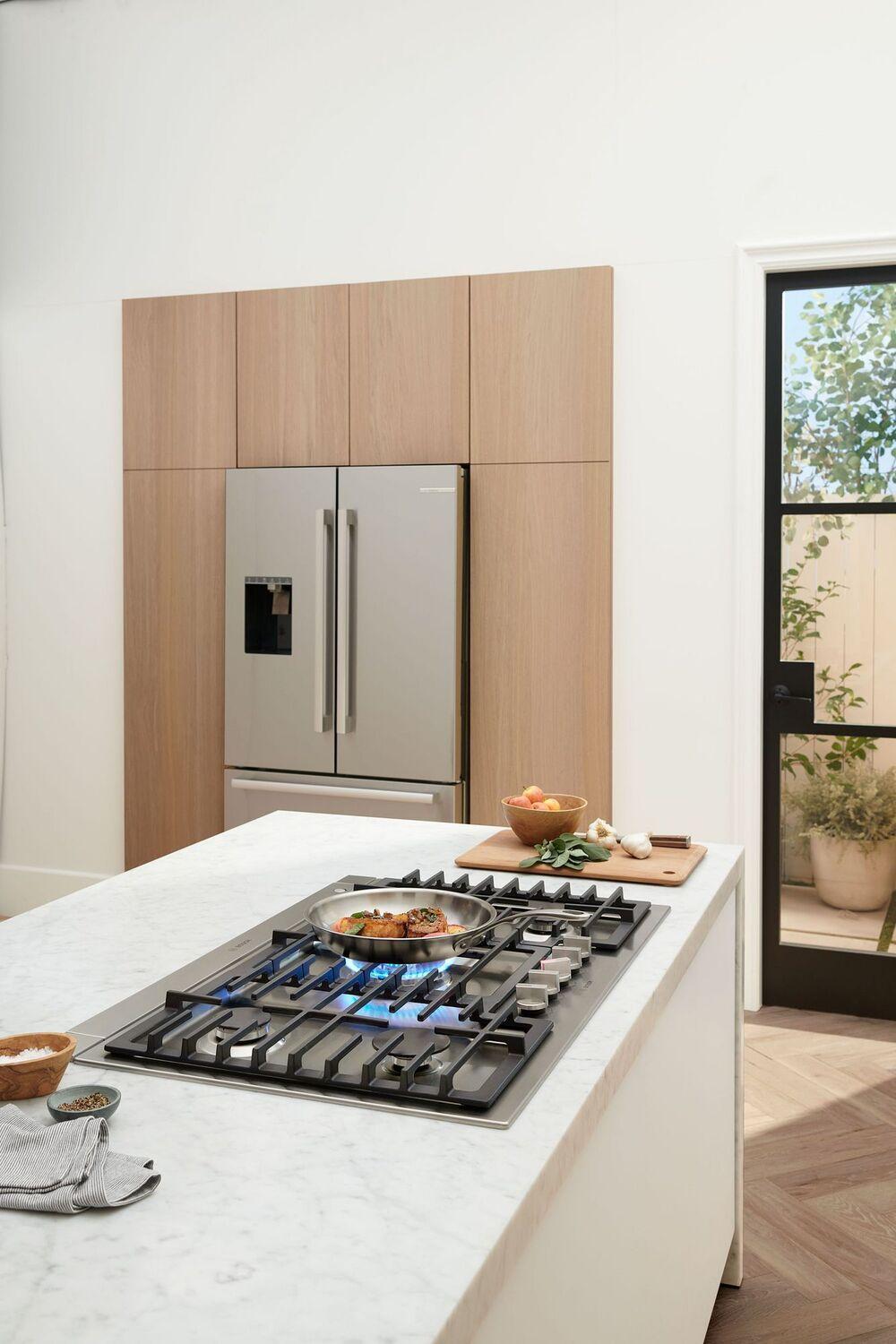 Bosch NGM8659UC 800 Series Gas Cooktop 36