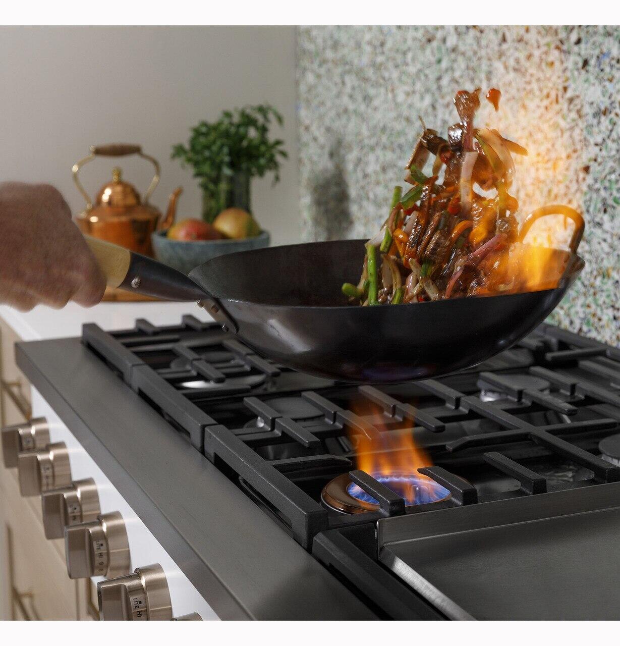 Cafe CGU486P2TS1 Café™ 48" Commercial-Style Gas Rangetop With 6 Burners And Integrated Griddle (Natural Gas)