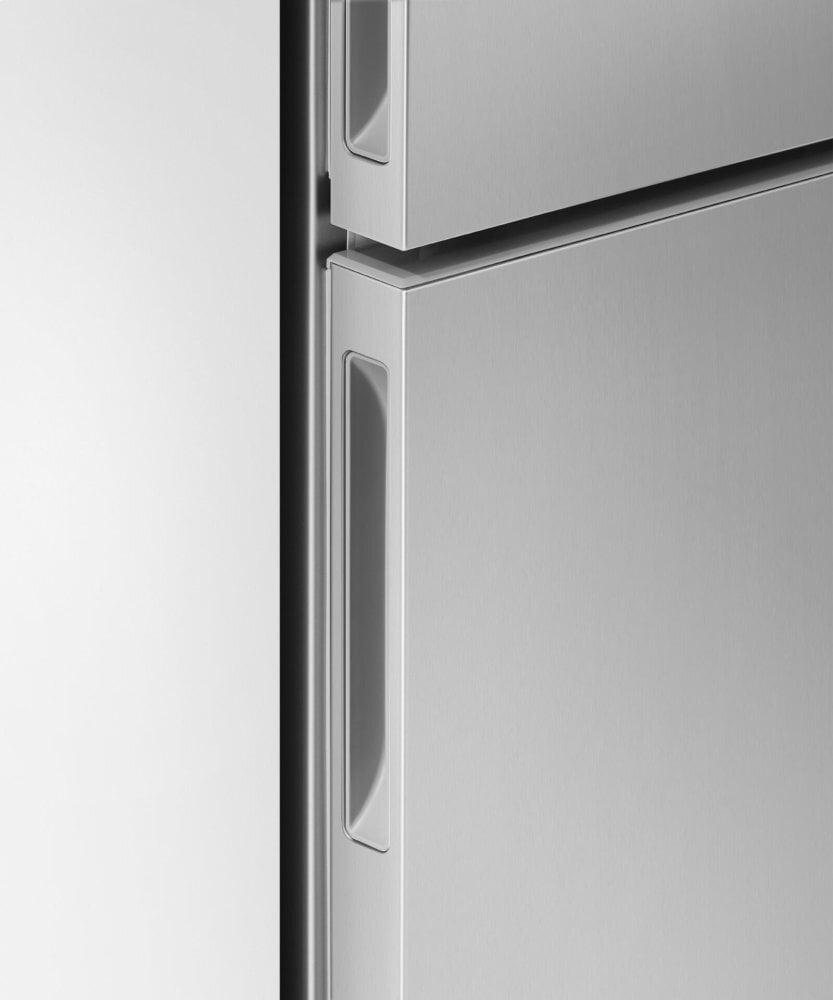 Fisher & Paykel RF170BRPX6N Freestanding Refrigerator Freezer, 32