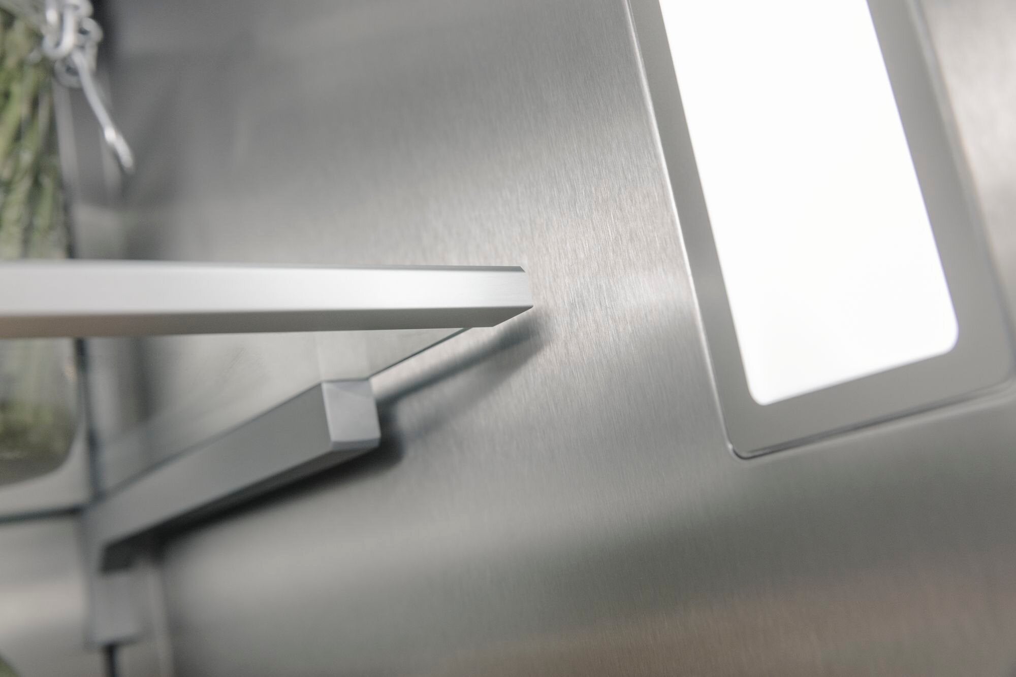 Thermador T36BT925NS Built-In Fridge-Freezer Combination