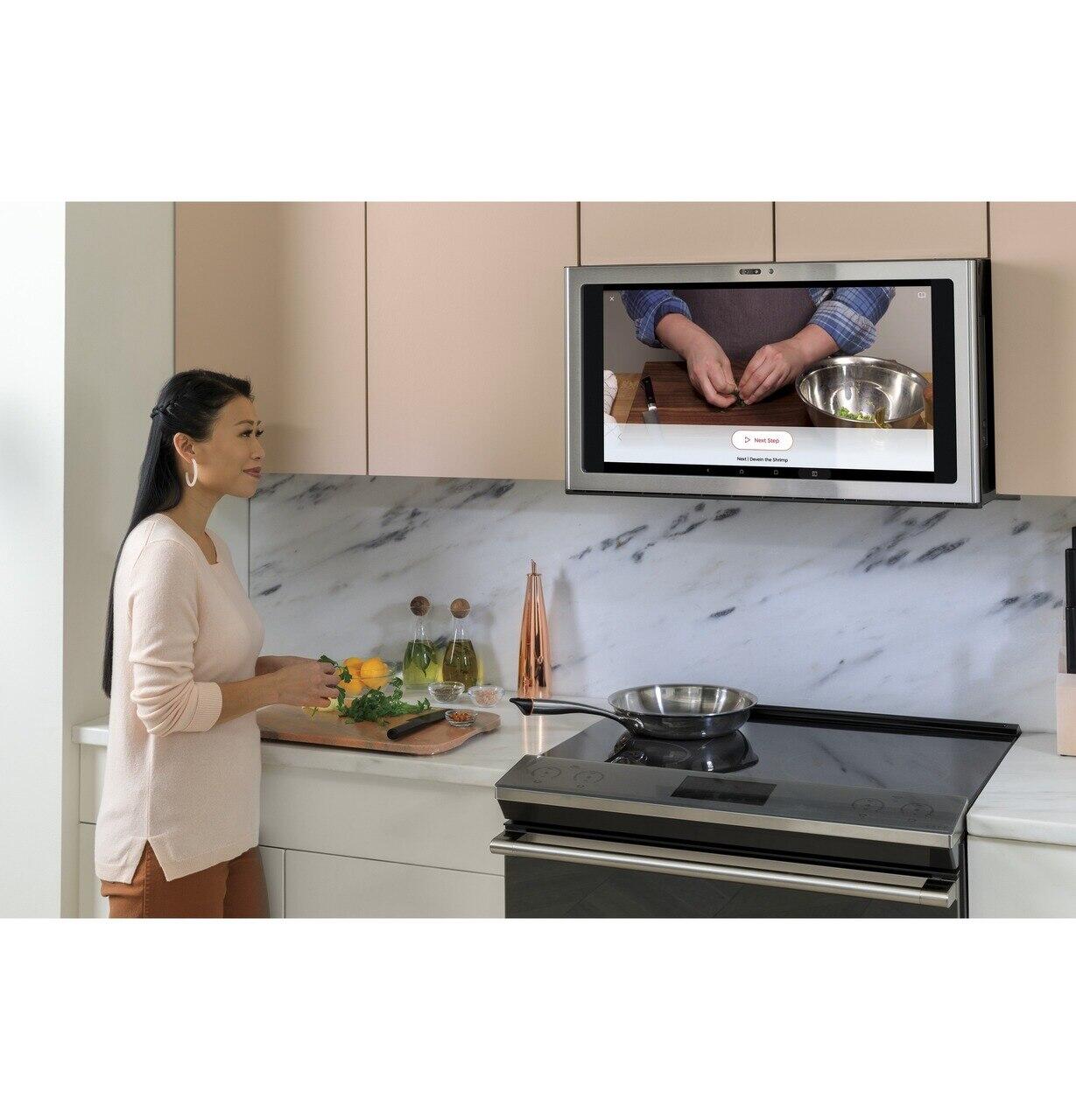 Cafe CHS90XM2NS5 Café 30" Smart Slide-In, Front-Control, Induction And Convection Range With In-Oven Camera In Platinum Glass