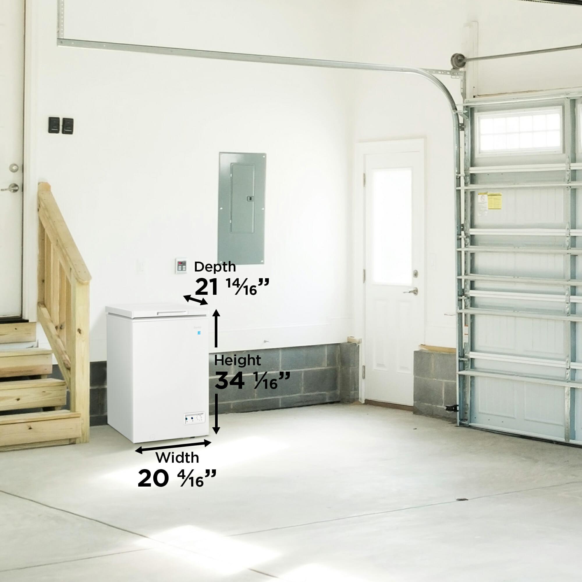 Danby DCF035A5WDB Danby 3.5 Cu. Ft. Chest Freezer In White