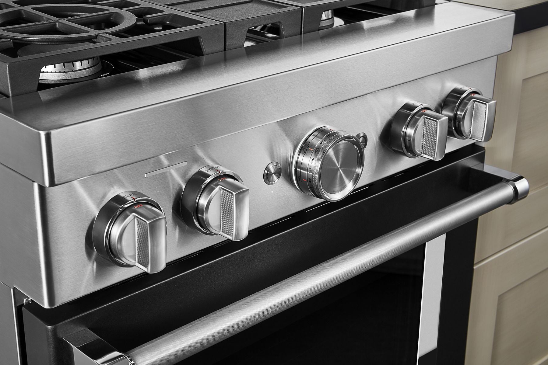 Kitchenaid KFGC500JBK Kitchenaid® 30'' Smart Commercial-Style Gas Range With 4 Burners - Imperial Black