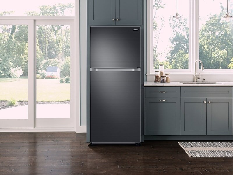 Samsung RT18M6213SG 18 Cu. Ft. Top Freezer Refrigerator With Flexzone™ In Black Stainless Steel