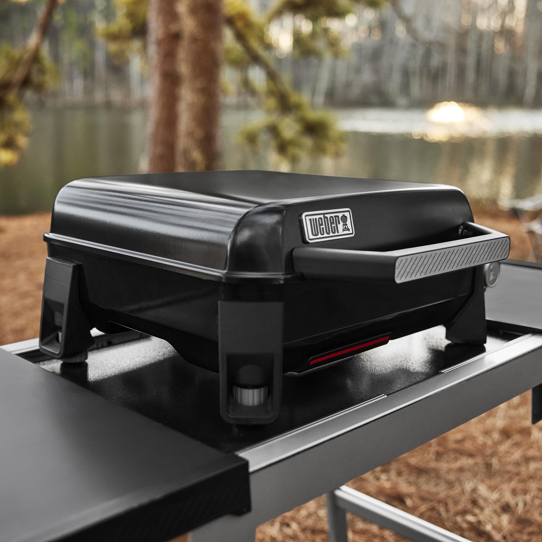 Weber 1500012 Weber Traveler® 17" Portable Griddle - Black