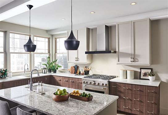 Best Range Hoods WCB3I30SBB Ispira 30-In. 650 Max Cfm Stainless Steel Chimney Range Hood With Purled™ Light System And Black Glass