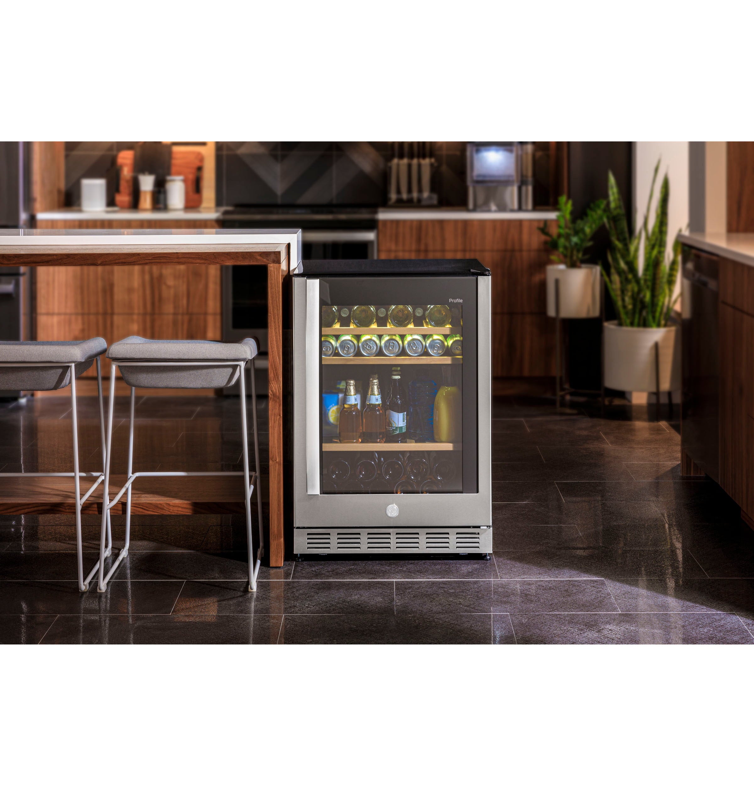 Ge Appliances PVS06BSPSS Ge Profile™ Series Beverage Center