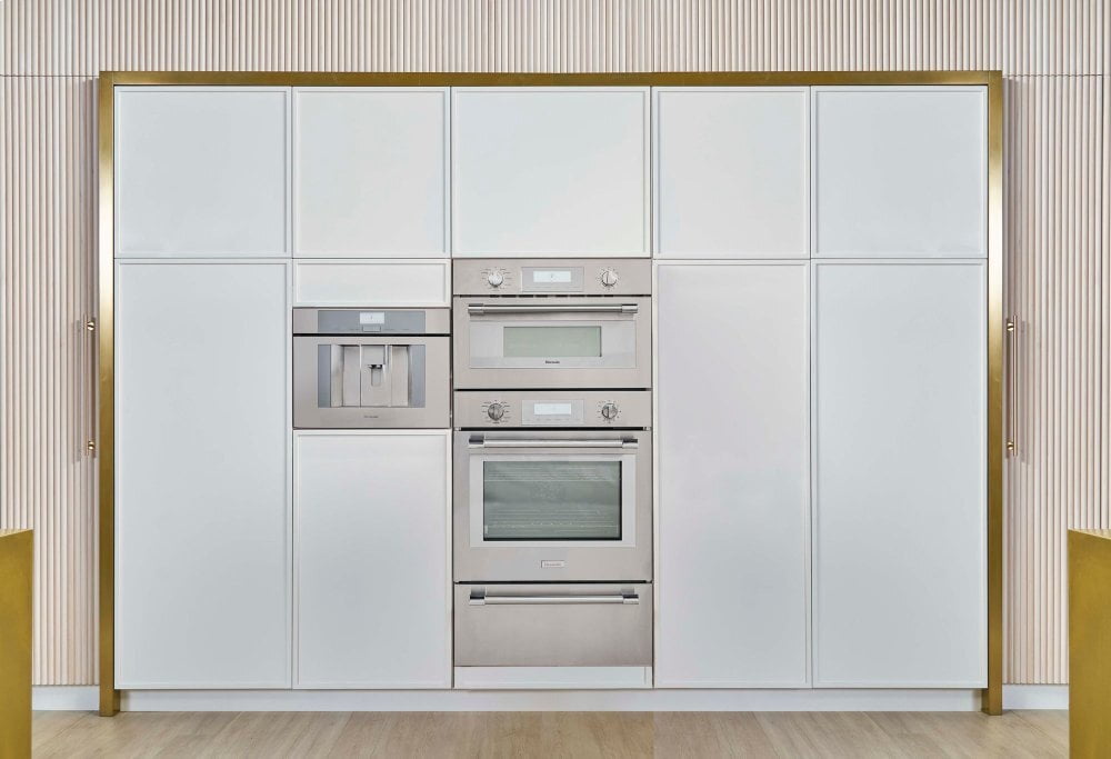 Thermador PODMC301W 30-Inch Professional Combination Speed Oven