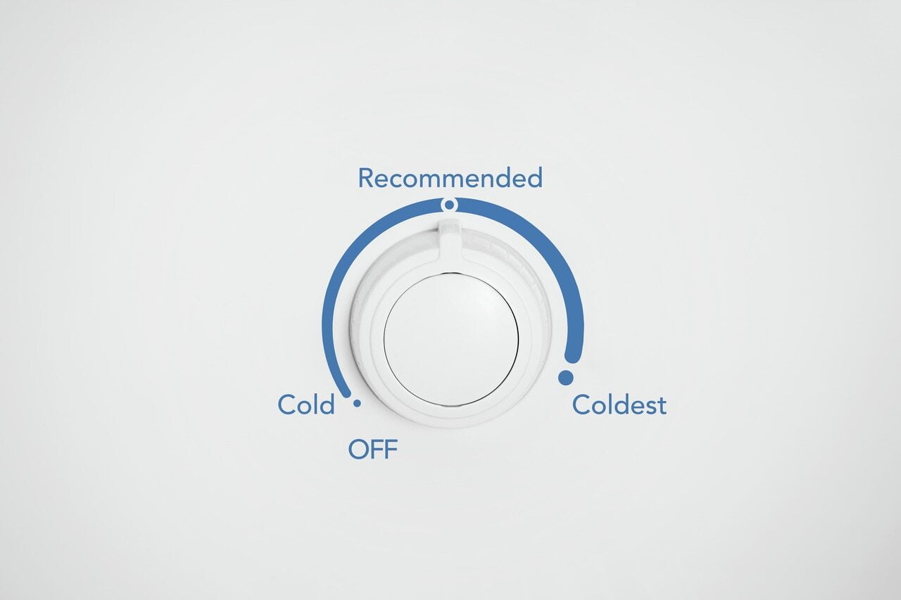 Frigidaire FFFU16F2VW Frigidaire 16 Cu. Ft Upright Freezer