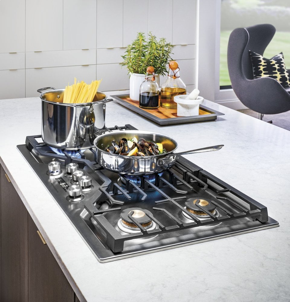 Monogram ZGU36ESLSS Monogram 36" Smart Deep-Recessed Gas Cooktop (Natural Gas)