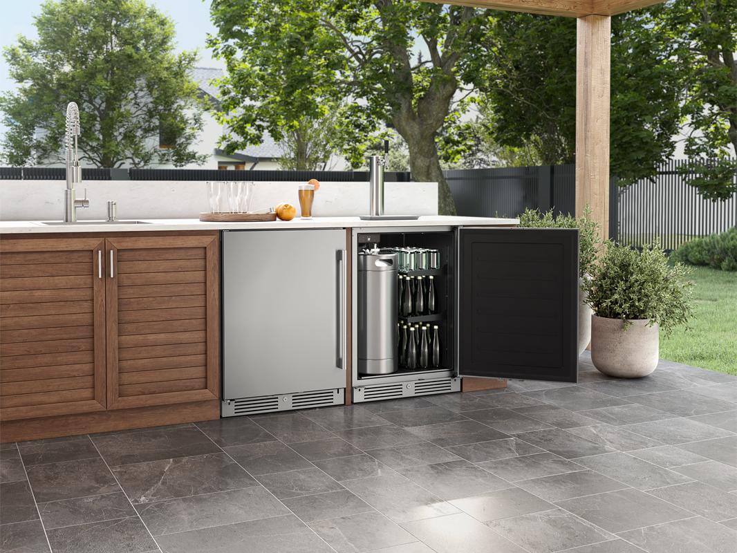 Zephyr PRKB24C01ASOD 24" Outdoor Kegerator & Beverage Cooler