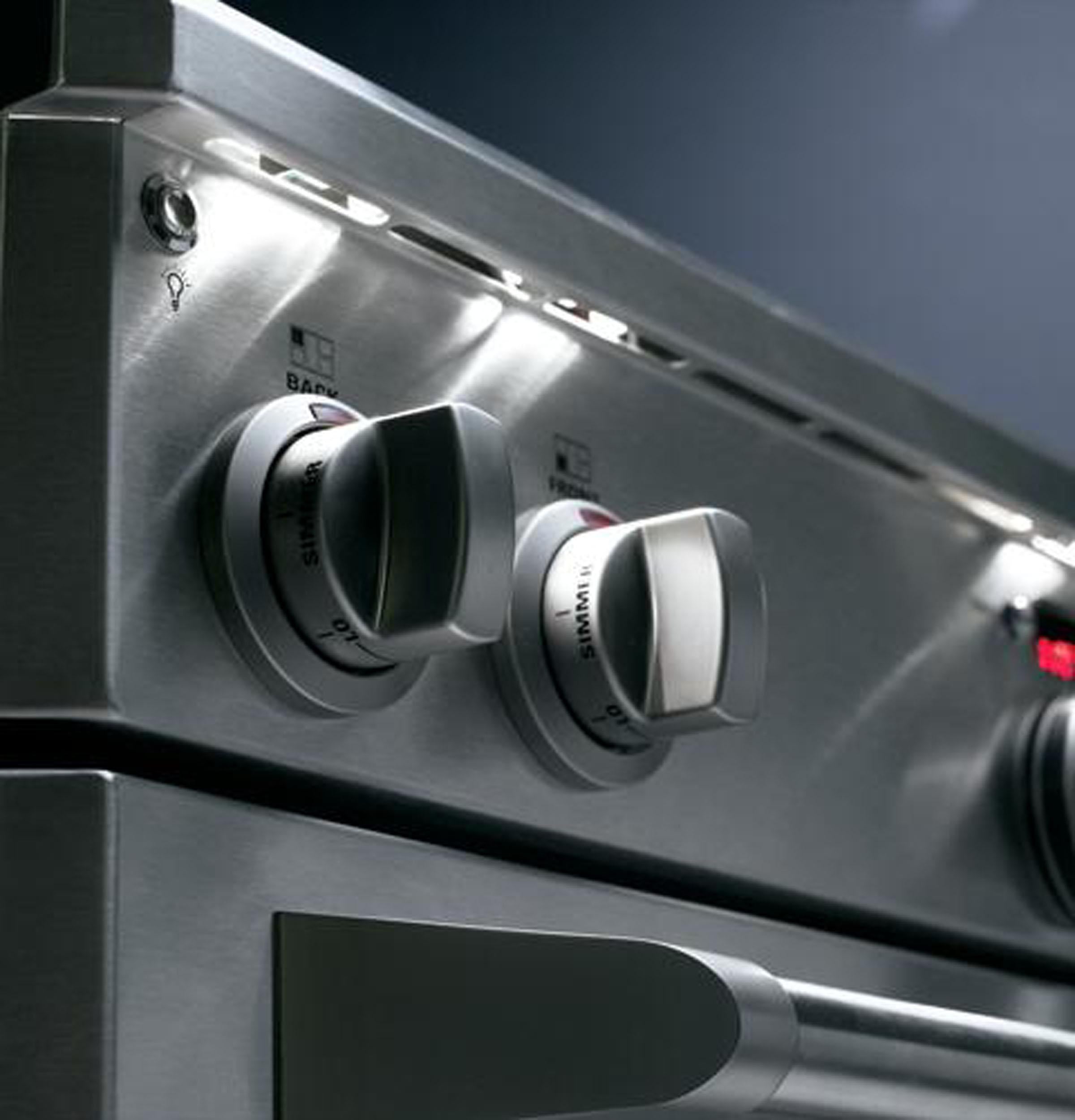 Monogram ZGP304NRSS Monogram 30" All Gas Professional Range With 4 Burners (Natural Gas)