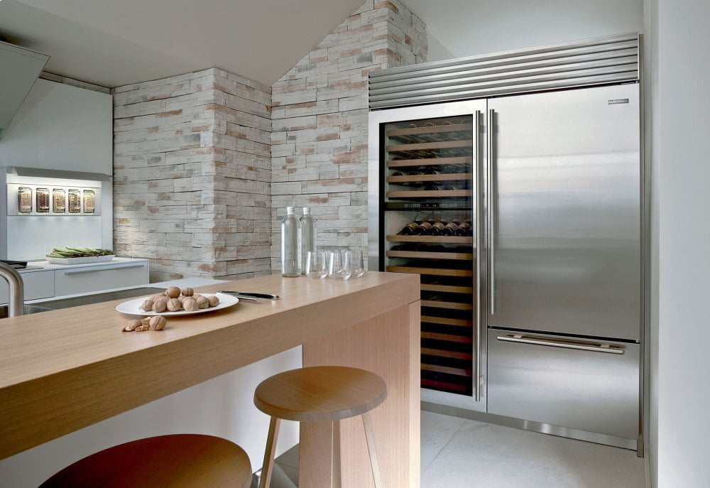Sub-Zero BI36UIDSPHRH 36" Classic Over-And-Under Refrigerator/Freezer With Internal Dispenser