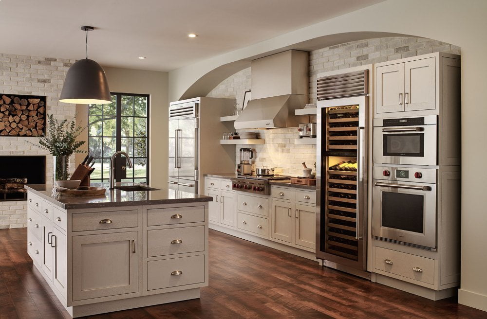 Sub-Zero BW30SPHRH 30" Classic Wine Storage