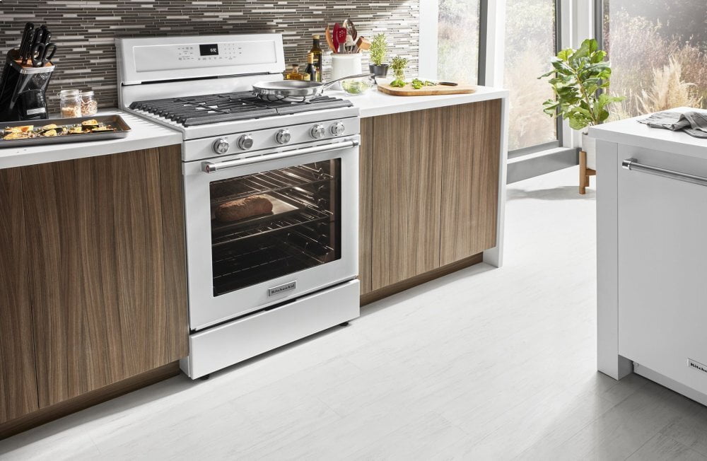 Kitchenaid KFGG500EWH 30-Inch 5-Burner Gas Convection Range - White