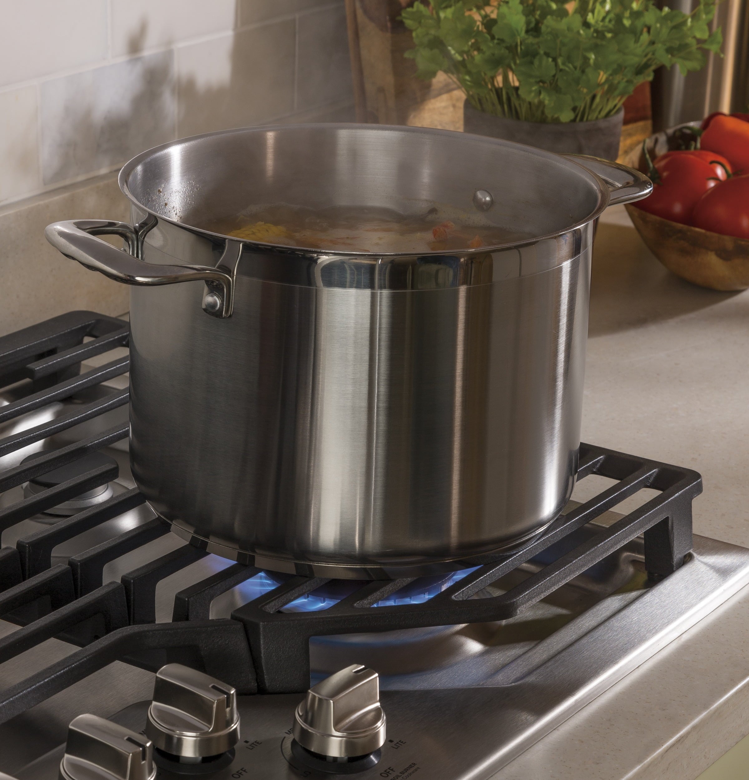 Ge Appliances JGP5036SLSS Ge® 36" Built-In Gas Cooktop With 5 Burners And Dishwasher Safe Grates