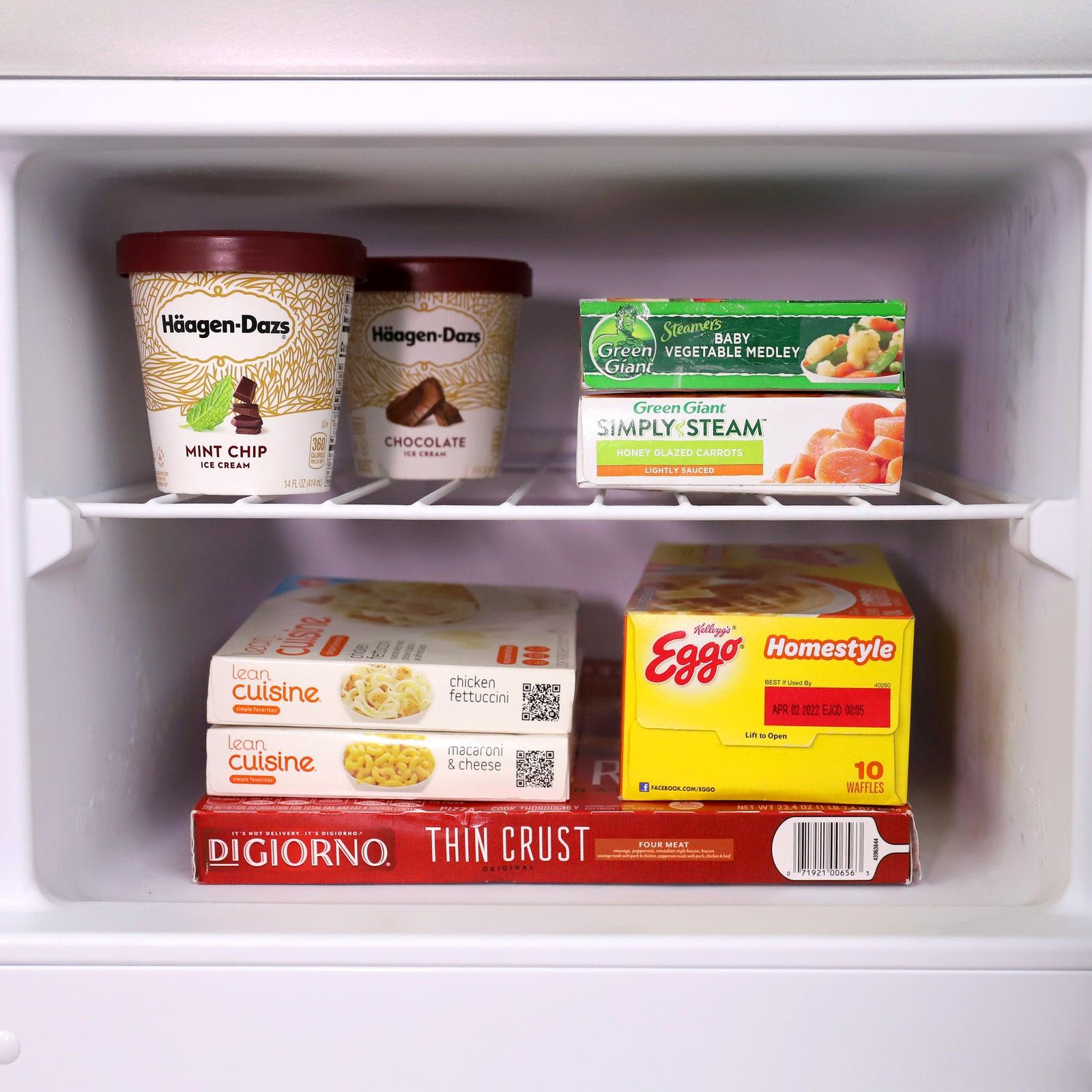 Avanti RA75V0W 7.4 Cu. Ft. Apartment Size Refrigerator