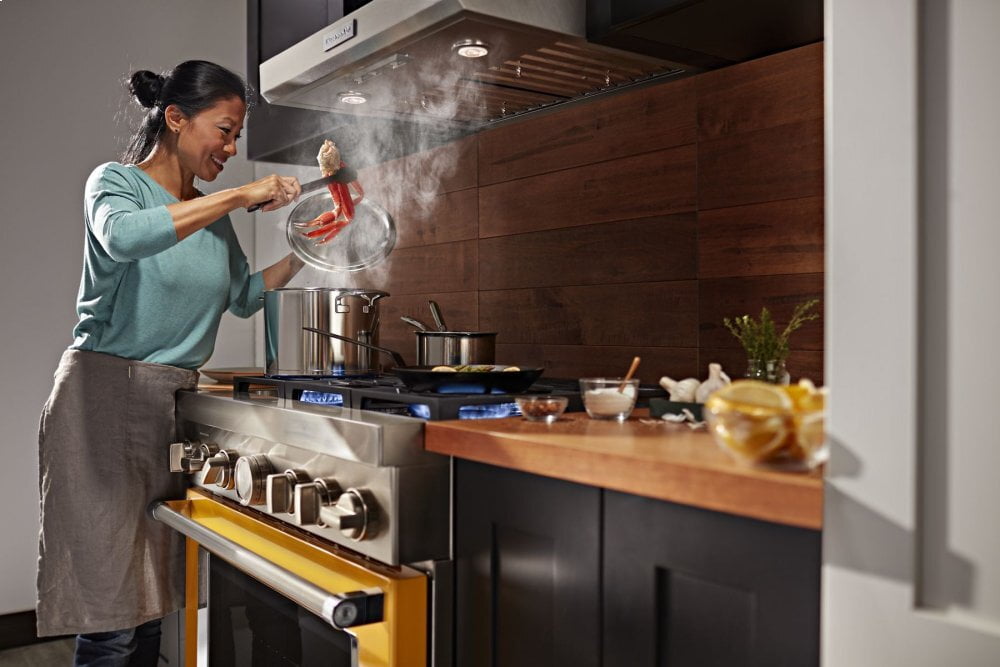 Kitchenaid KFDC506JYP Kitchenaid® 36'' Smart Commercial-Style Dual Fuel Range With 6 Burners - Yellow Pepper