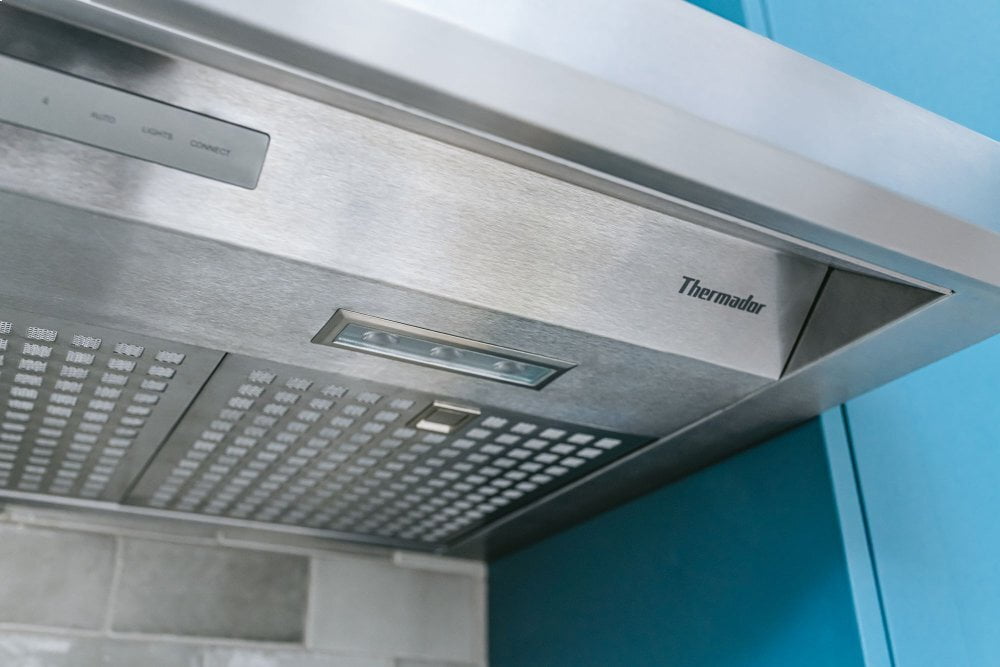 Thermador HMWB361WS 36-Inch Masterpiece®Low-Profile Wall Hood With 1000 Cfm