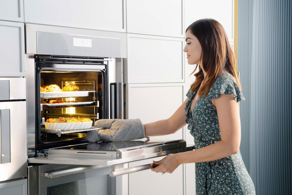 Thermador MEDS301WS 30-Inch Masterpiece® Single Steam Oven
