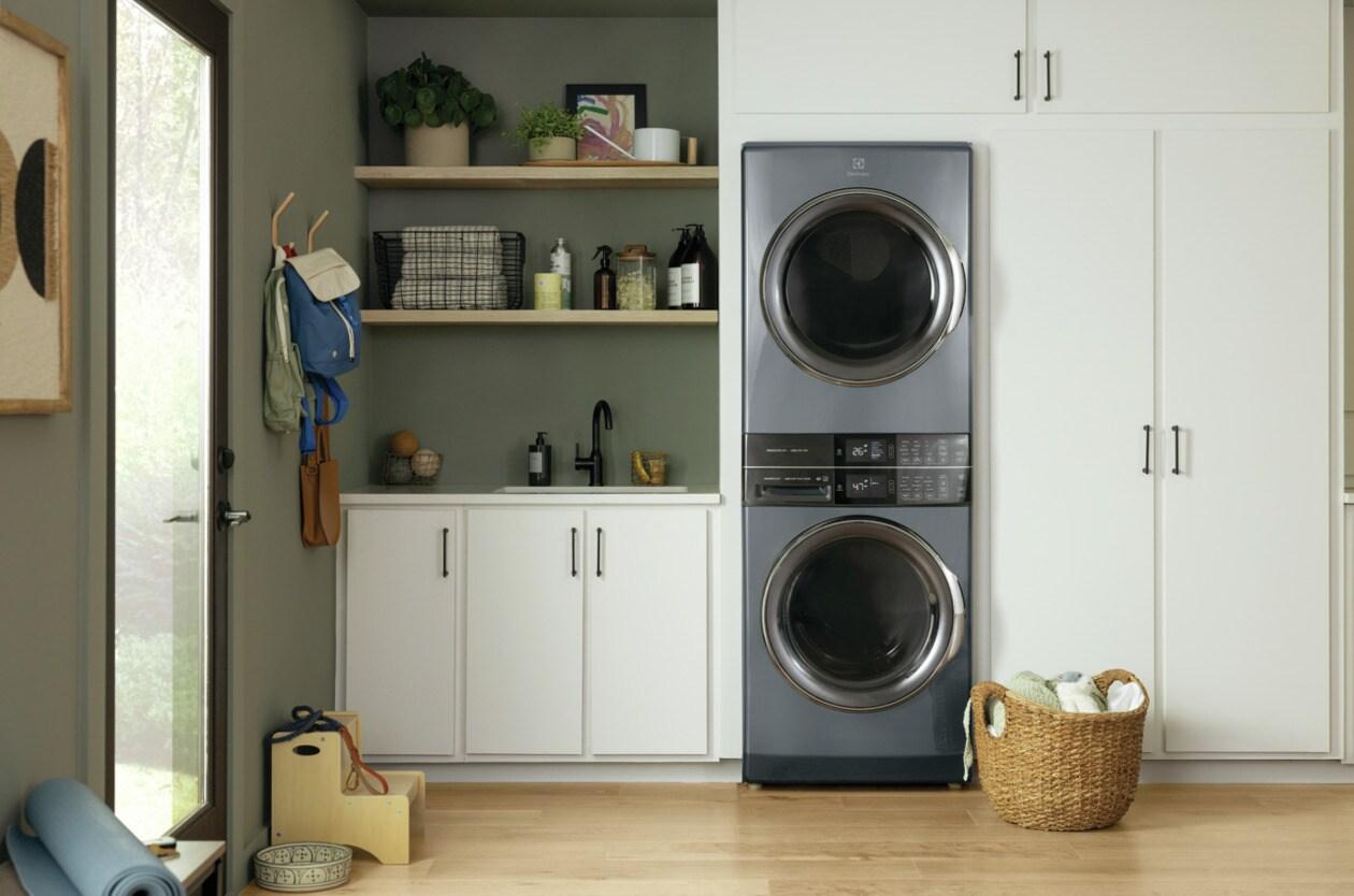 Electrolux ELTG7600AT Electrolux Laundry Tower™ Single Unit Front Load 4.5 Cu. Ft. Washer & 8 Cu. Ft. Gas Dryer