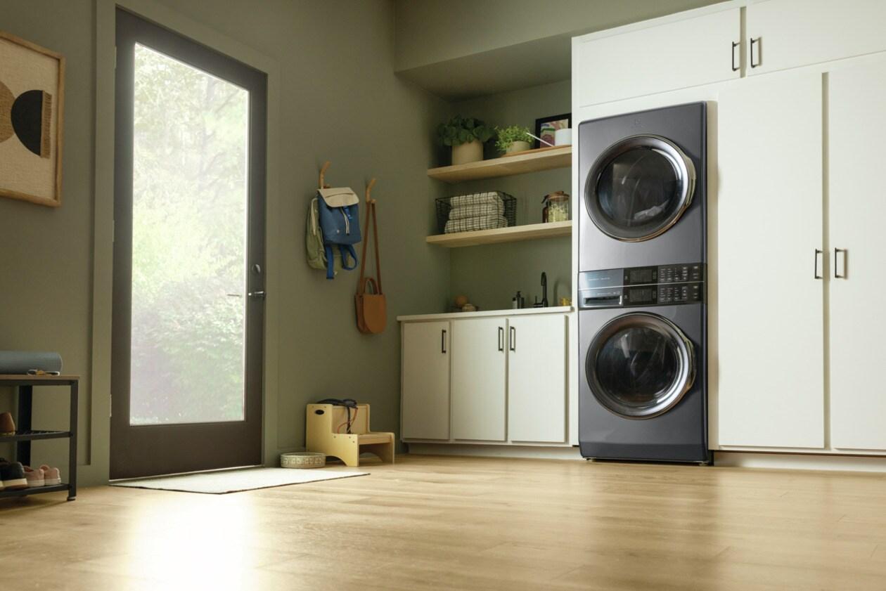 Electrolux ELTG7600AT Electrolux Laundry Tower™ Single Unit Front Load 4.5 Cu. Ft. Washer & 8 Cu. Ft. Gas Dryer