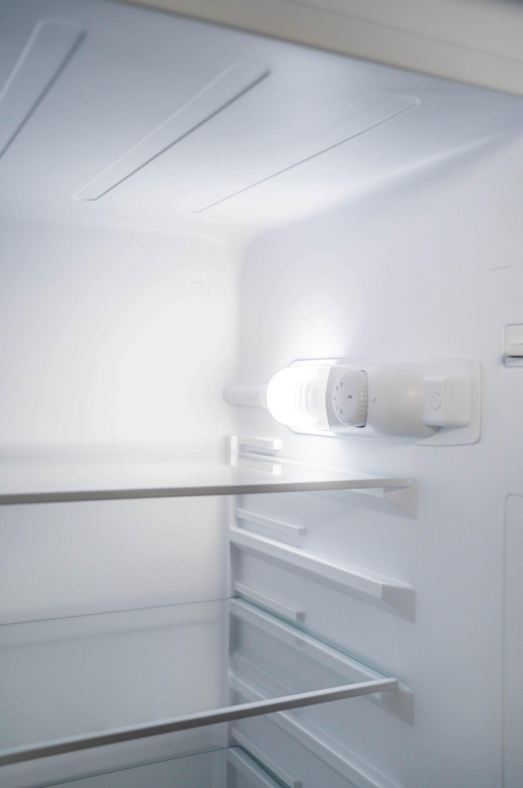 Danby DPF074V1WDB6 Danby 7.4 Cu Ft Top Mount Refrigerator