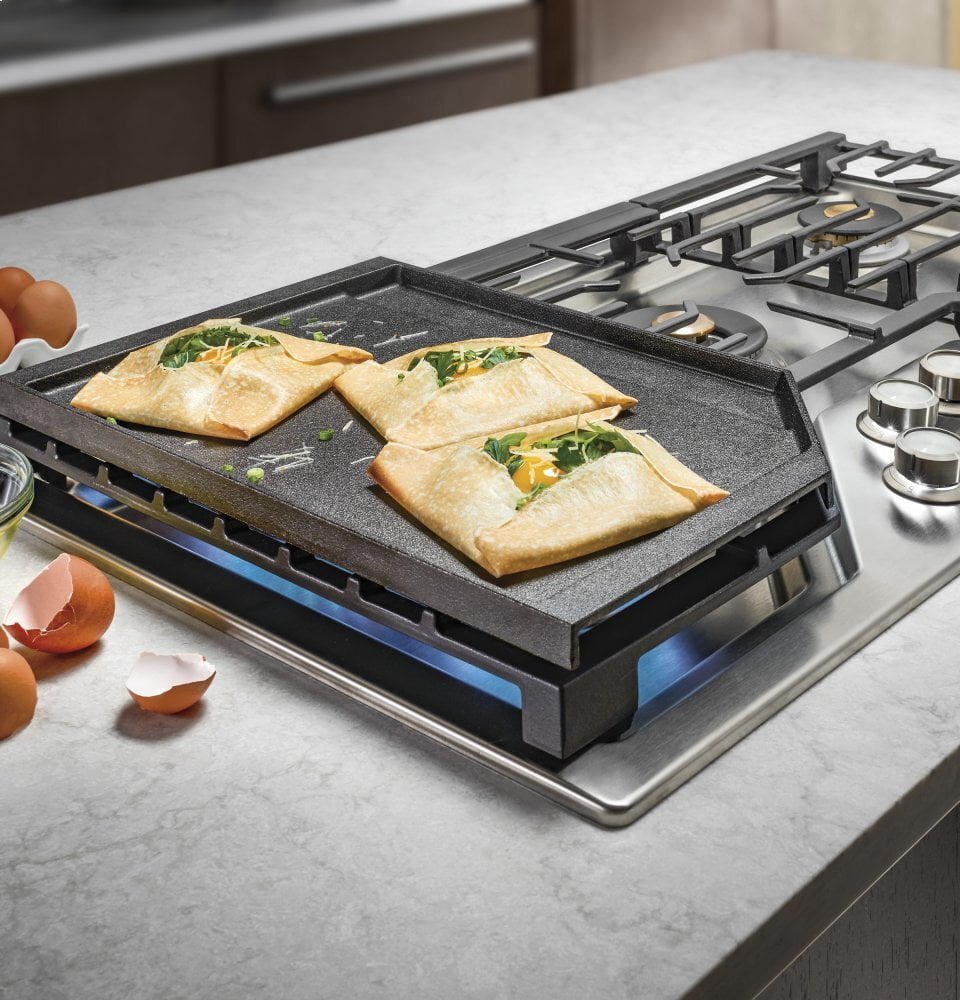 Monogram ZGU36ESLSS Monogram 36" Smart Deep-Recessed Gas Cooktop (Natural Gas)